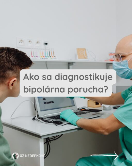 Bipolárna porucha sa nedá diagnostikovať jedným testom. A už vôbec nie za pár minút.

Často sa roky skrýva za iné diagnózy – depresiu, úzkostné poruchy, vyhorenie či PTSD. Bipolárna porucha má mnoho tvárí a svoje epizódy si vie veľmi dobre maskovať.

Mnohí ľudia vyhľadajú pomoc až v depresii.😔 Obdobia zvýšenej energie, zrýchleného myslenia či nadmerného výkonu si neuvedomujú ako problém – alebo ich vnímajú ako chvíle, keď konečne fungujú. A tak zostane dôležitá časť príbehu často nepomenovaná.

Správna diagnóza nie je nálepka.
Je to vysvetlenie. Úľava. A začiatok cesty k stabilite a porozumeniu sebe samému.

Ak máš pocit, že ti tvoja diagnóza „nesedí“ alebo že sa v nej nespoznávaš, je v poriadku pýtať sa a hľadať odpovede.

Duševné ochorenia nie sú hanba.
A hovoriť o nich nahlas môže niekomu zachrániť roky blúdenia.

💙 OZ Nedepkovo

#dusevnezdravie #bipolarnaporucha #dusevneochorenia #destigmatizacia #mentalnezdravie #psychiatria #hovorimenahlas #obcianskezdruzenie